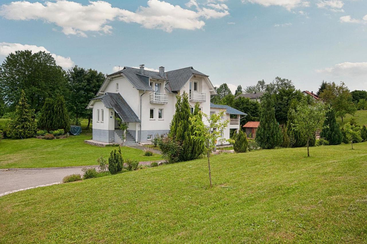 Studio Apartments Kaya Čatrnja Екстериор снимка