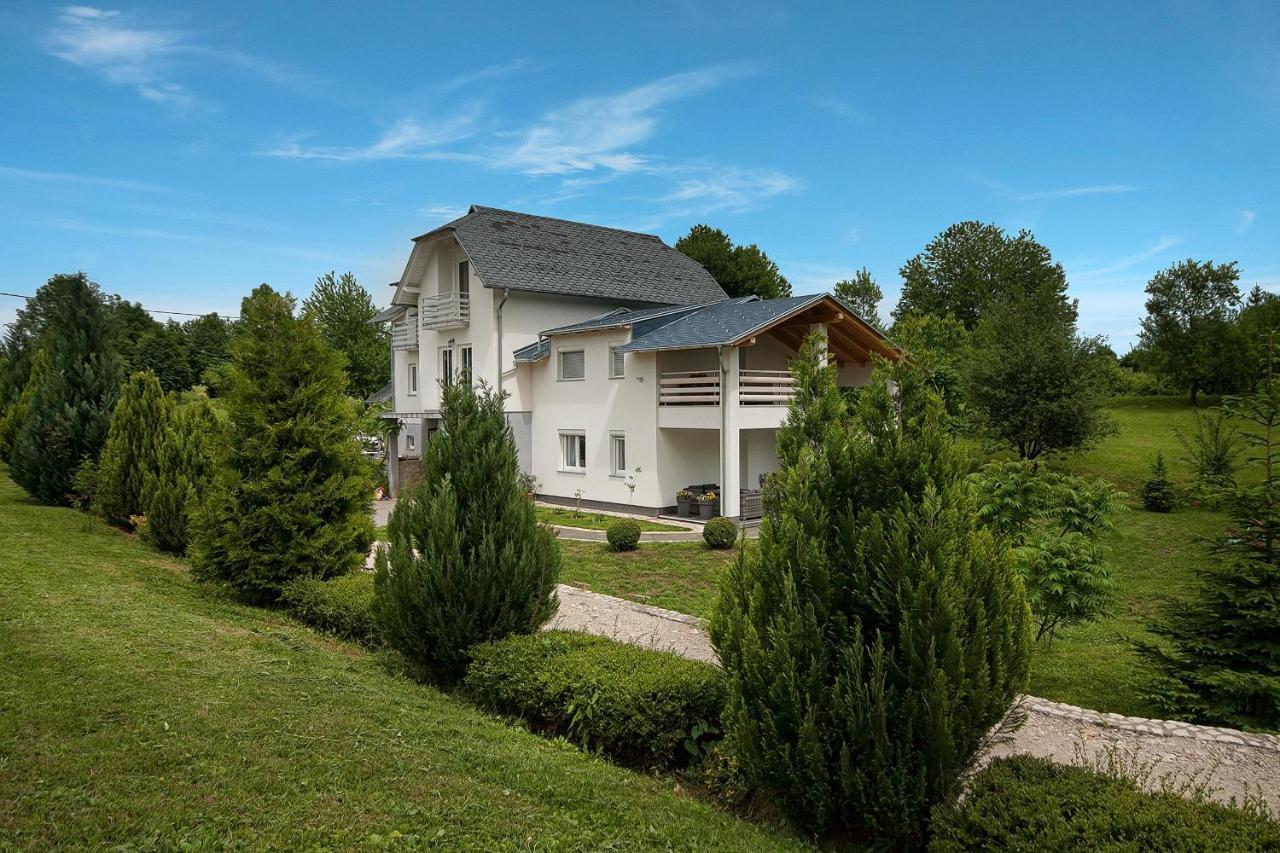 Studio Apartments Kaya Čatrnja Екстериор снимка